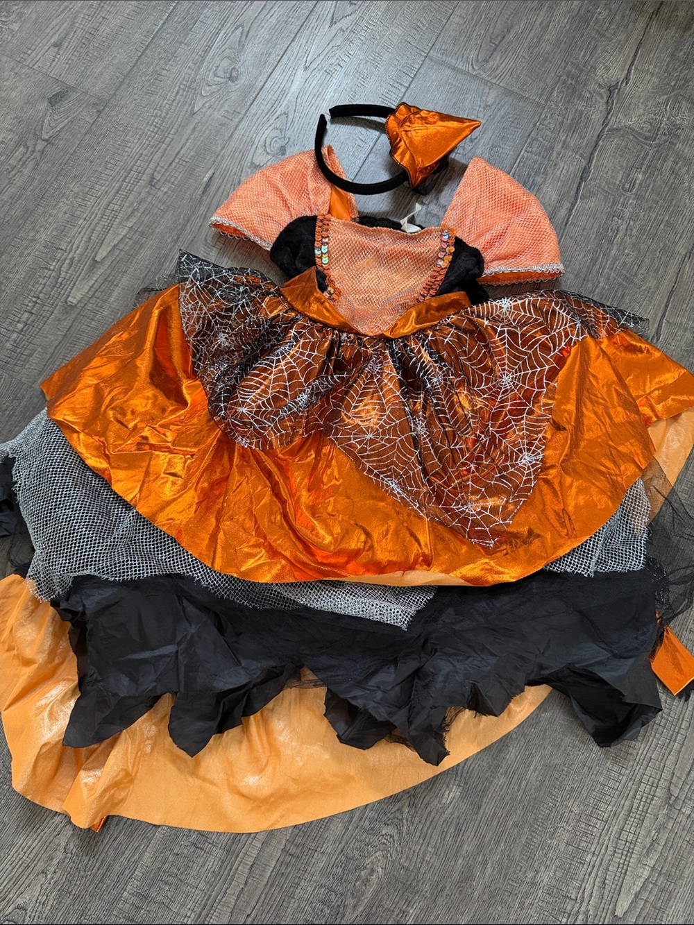 Target Girls Orange and Black Spiderweb Witch Costume with Mini Hat Headband
